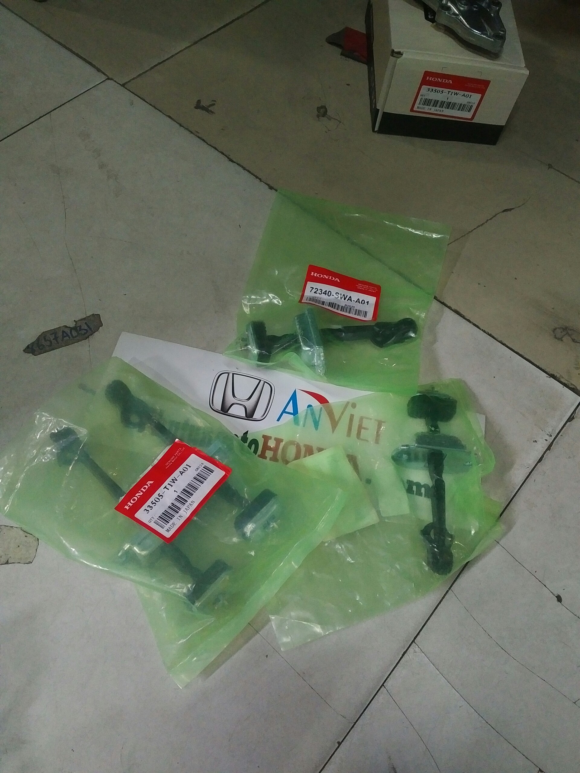 Thanh hạn che cua Honda CRV 1